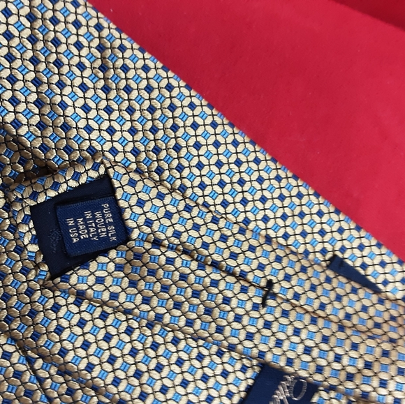 Four Gold ties one NWT - Picture 4 of 8